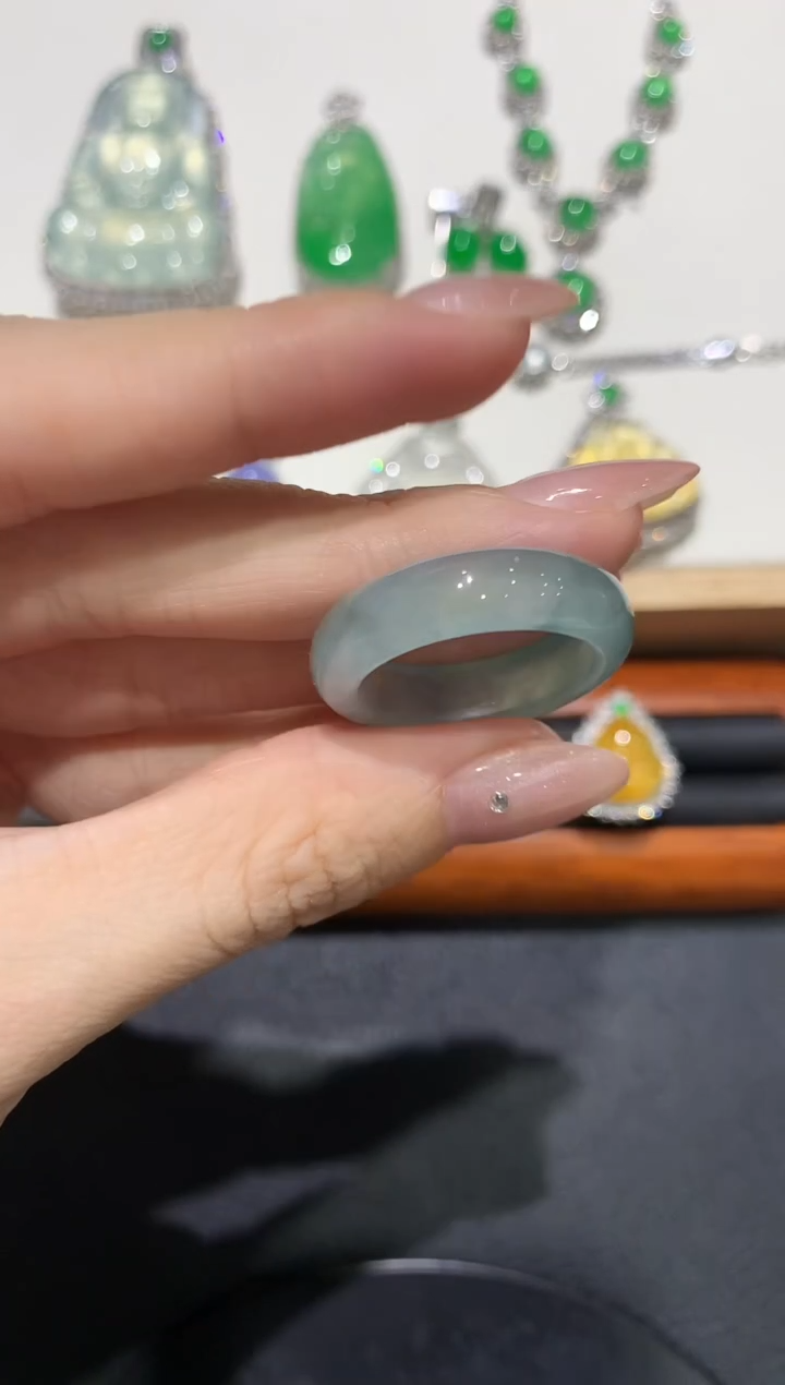 翡翠未镶嵌吊坠(不含链)团购1