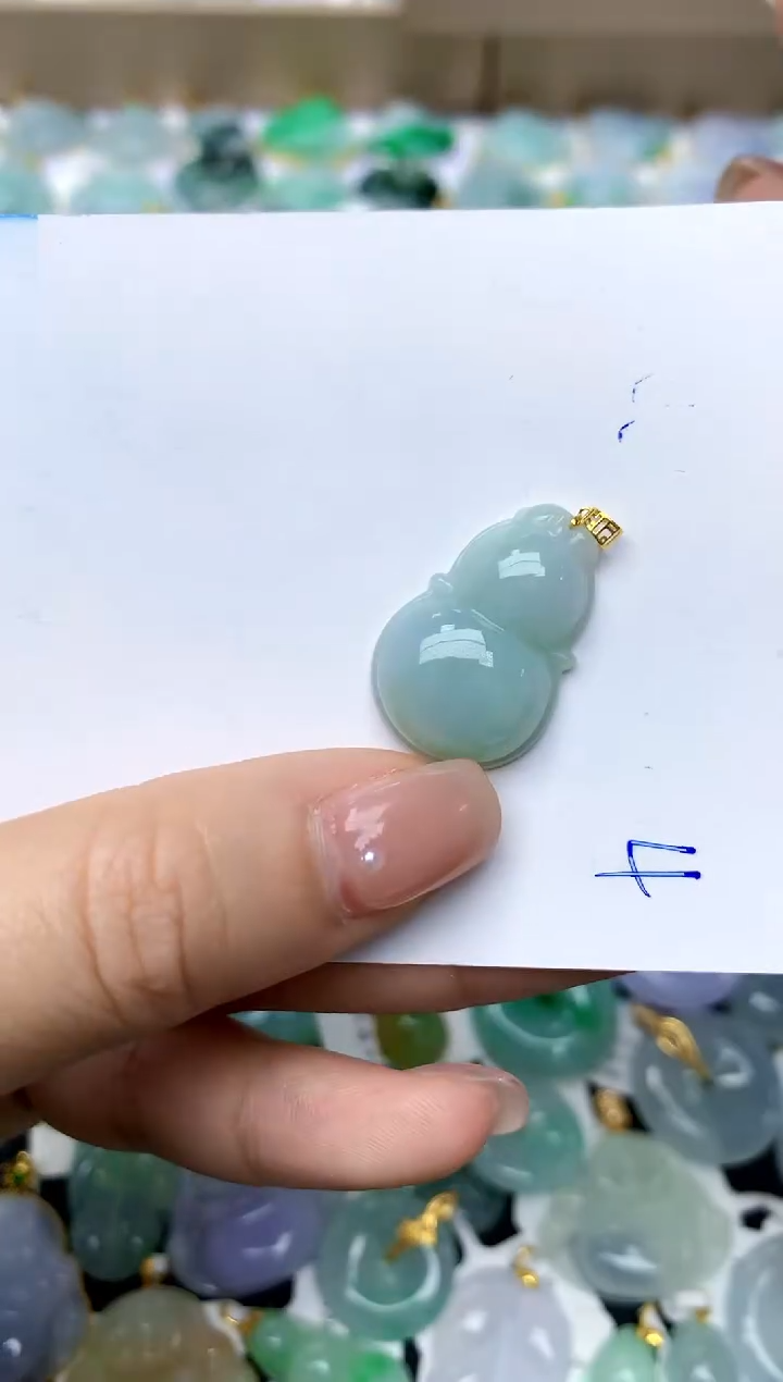 【闪购商品】翡翠颈饰18K金镶嵌天然A货翡翠