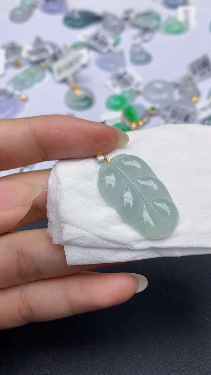 颈饰未镶嵌翡翠天然缅甸a货翡翠百元以上9元证书费自理