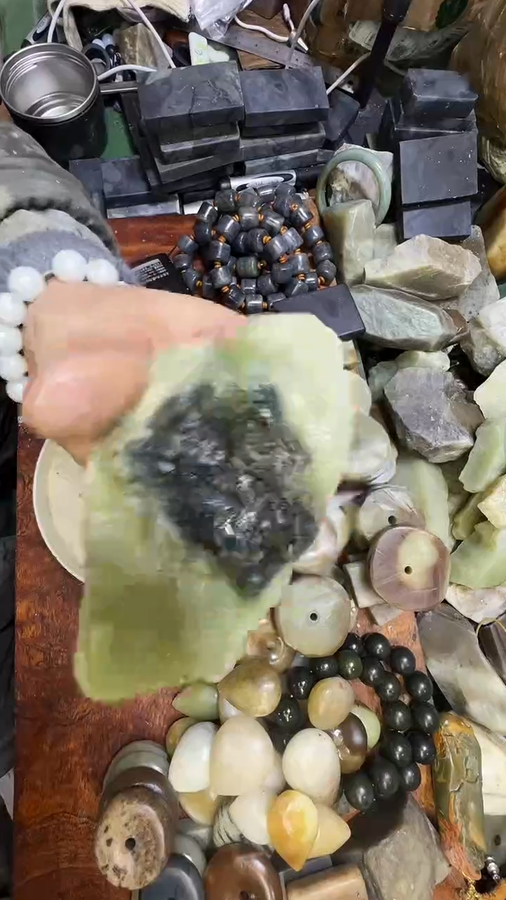 未镶嵌和田玉珠宝半成品1