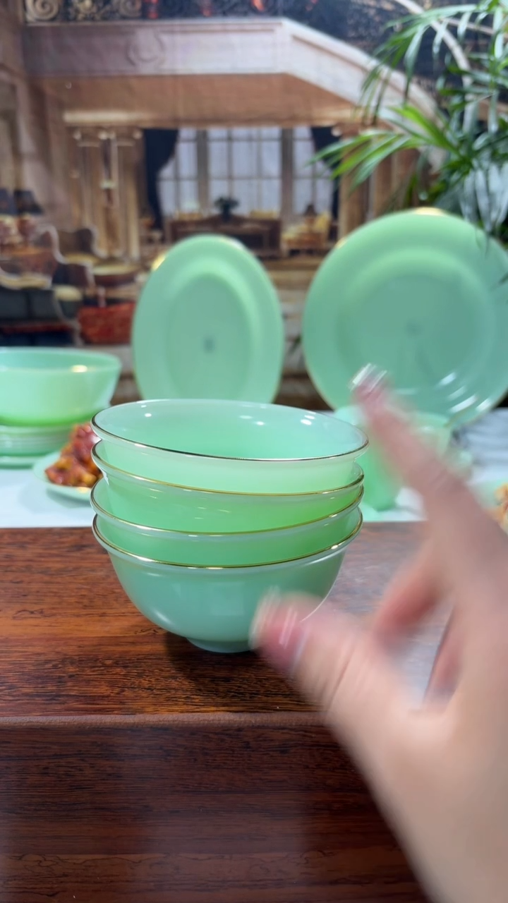 【闪购商品】....4.5英寸玉瓷碗4个口径11.5厘米