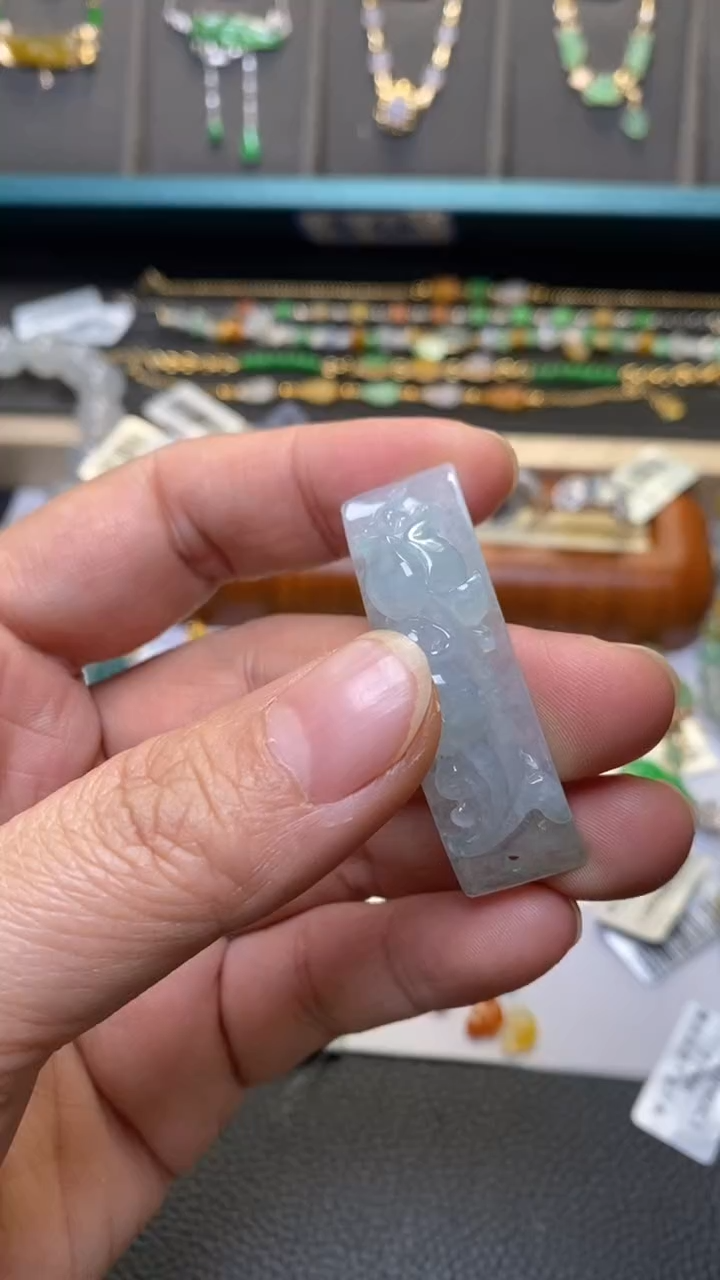 颈饰未镶嵌翡翠40175