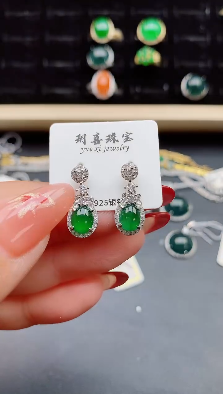 【闪购商品】翡翠耳饰银S925镶嵌85005