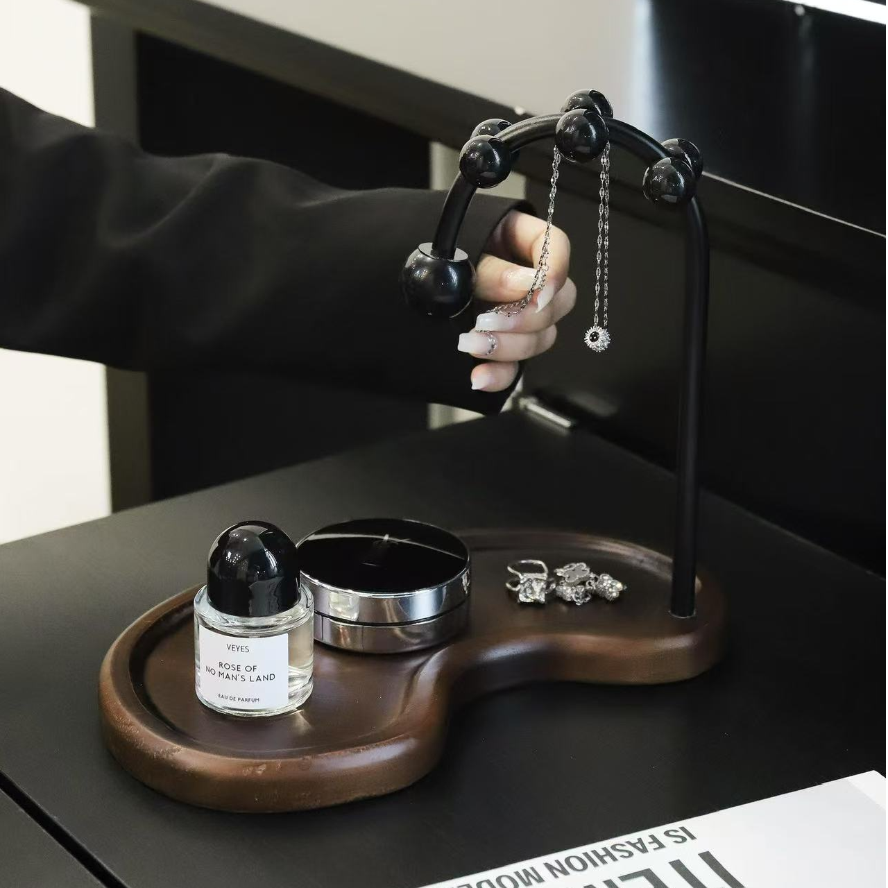 满氛家居胡桃木玄关钥匙收纳摆件入户门口鞋柜高档实木置物架托盘