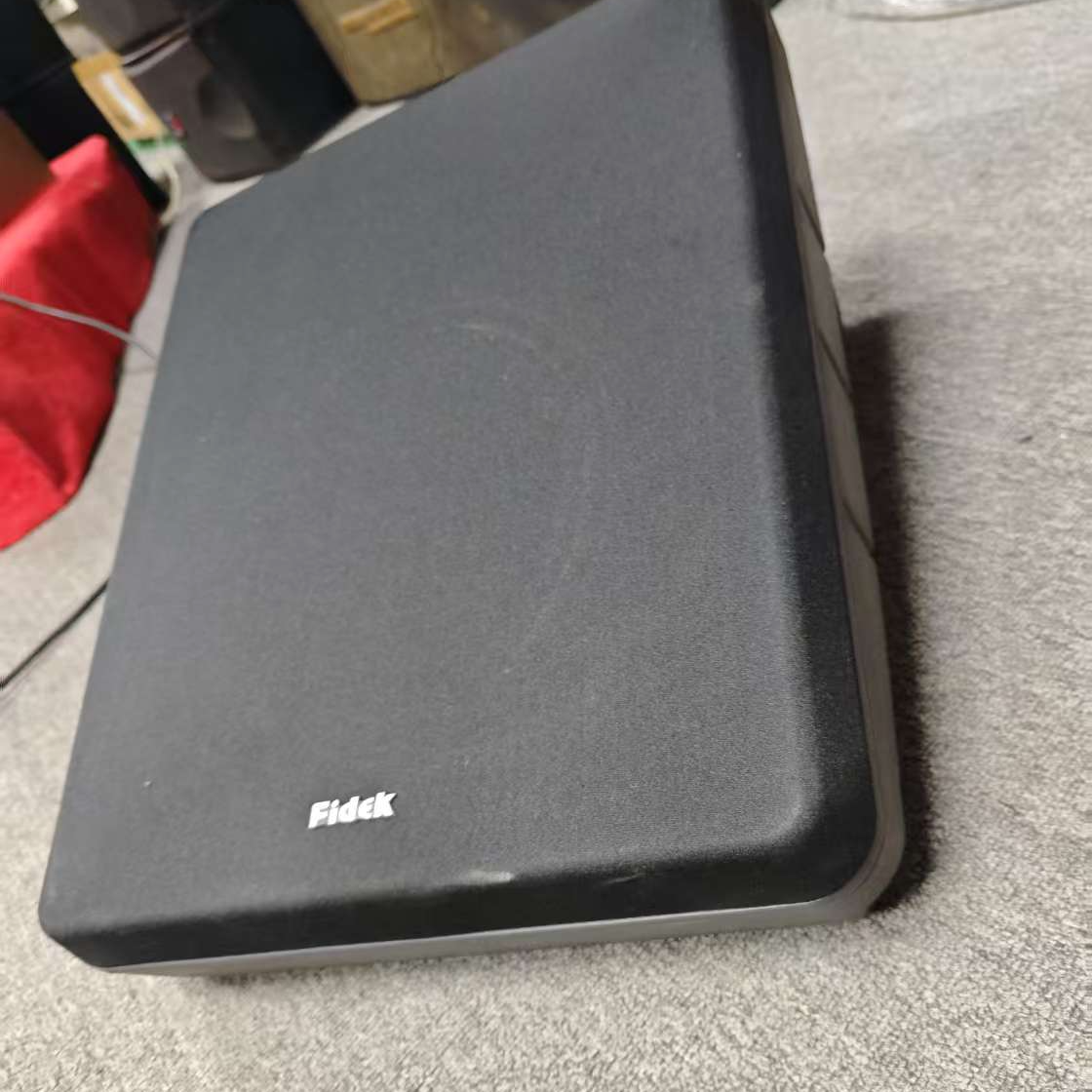 8新  二手10寸电影院 音箱 一对不包邮  运费到付