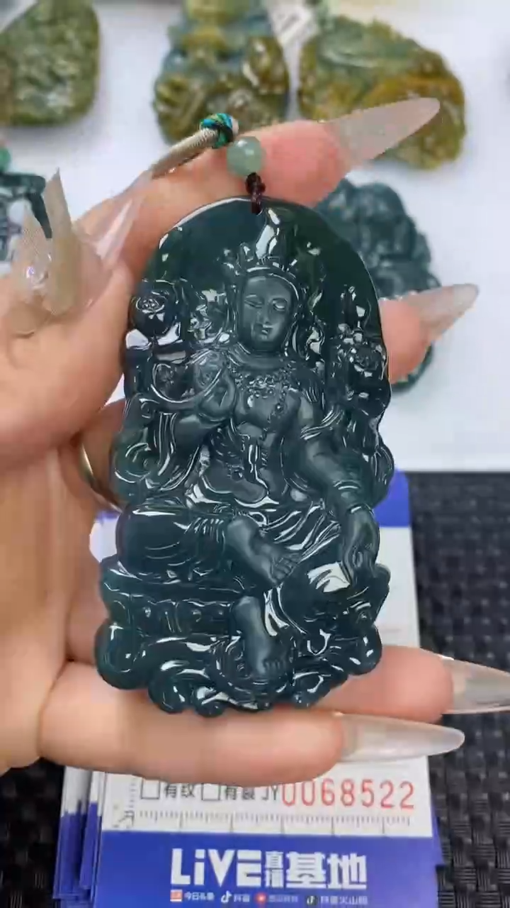 【闪购商品】翡翠颈饰未镶嵌1111111111111111