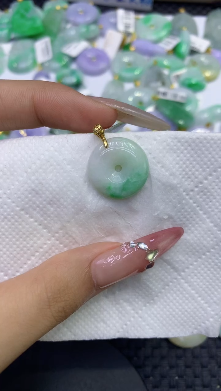 颈饰未镶嵌翡翠天然缅甸A货翡翠