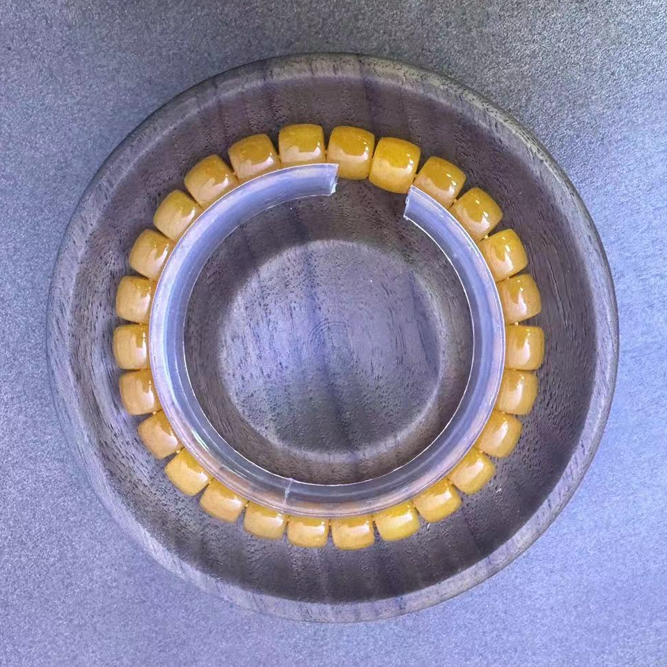 天然玉石 002 缅甸鸡油黄直切老油黄 8mm