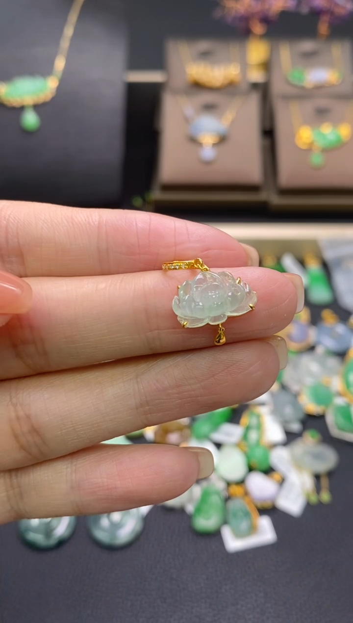 【闪购商品】翡翠18K金镶嵌颈饰净货17339