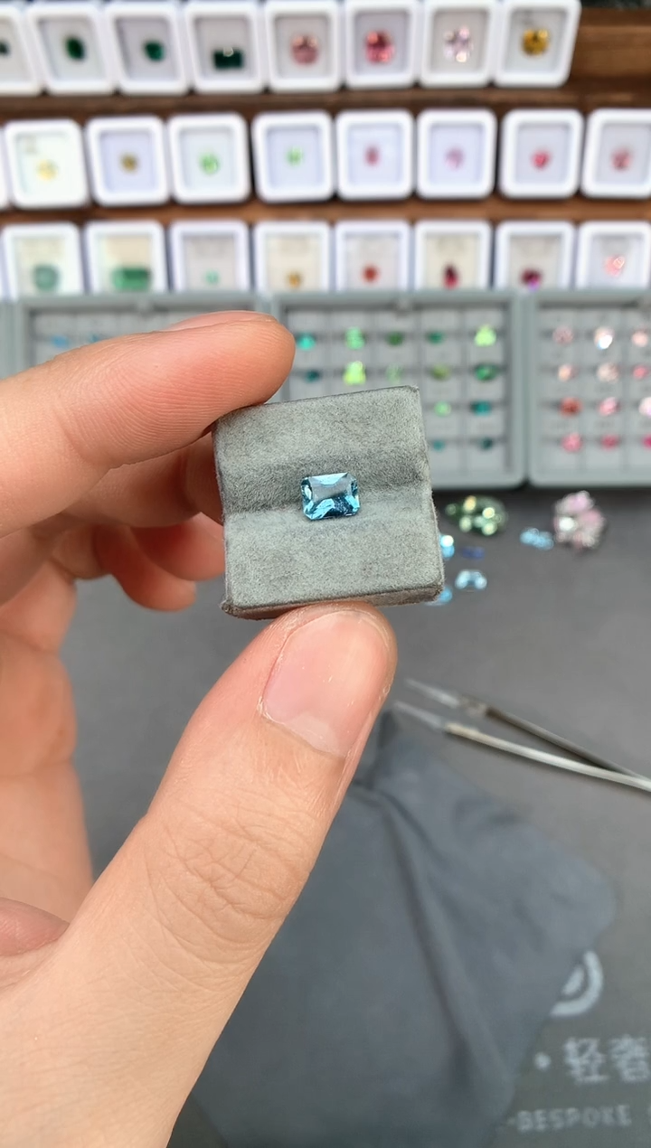 【闪购商品】定制海蓝宝石裸石未镶嵌0.78ct