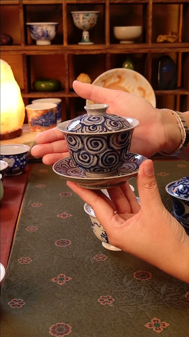 【手工手绘祥云仿古泥三才盖碗】