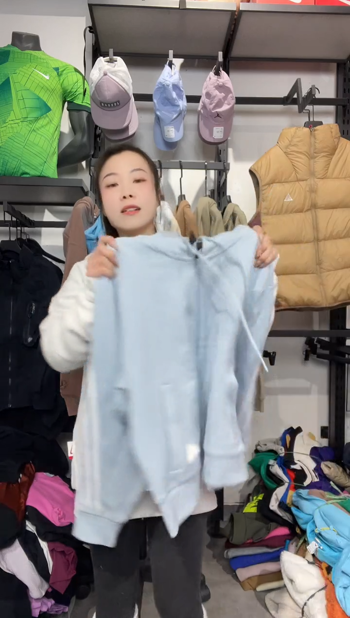 1583闪购编码  阿迪运动卫衣裤以直播间过款为准 尺码160