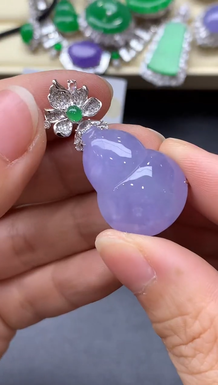 颈饰18K金镶嵌翡翠887-中国好珍宝