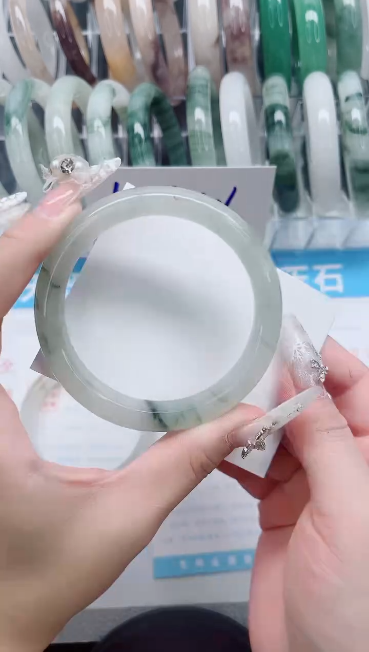 【闪购商品】石英质玉手镯未镶嵌A115-60