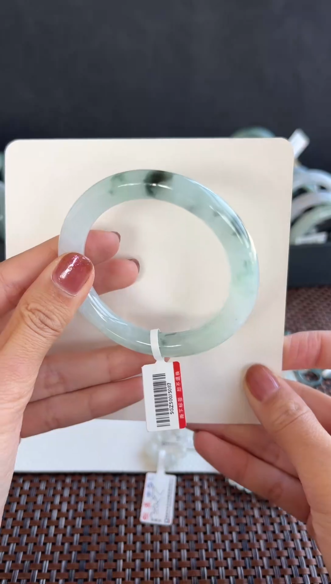 【闪购商品】翡翠手镯未镶嵌87号54.2*9.2*9.5