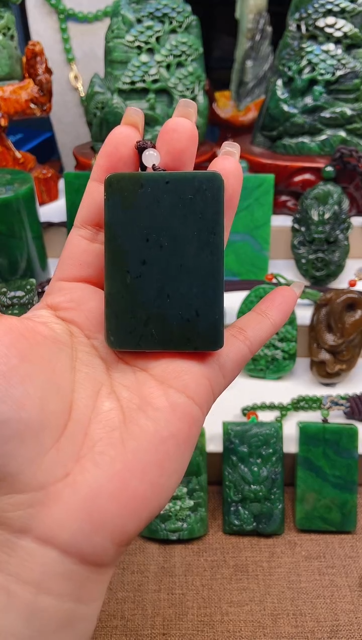 【闪购商品】和田玉未镶嵌挂件1