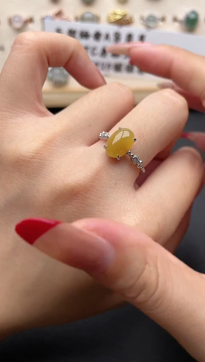 【闪购商品】翡翠戒指银S925镶嵌一物一证一礼盒