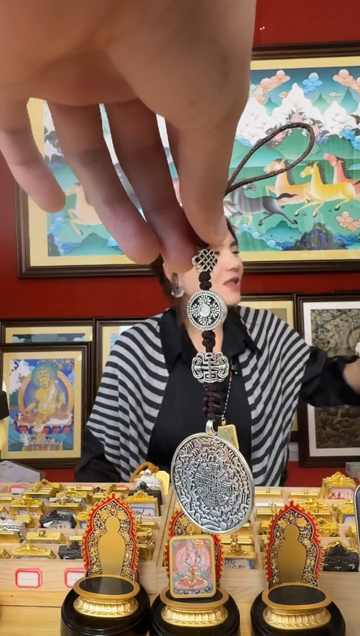 吊坠九宫-热贡纯手绘周毛