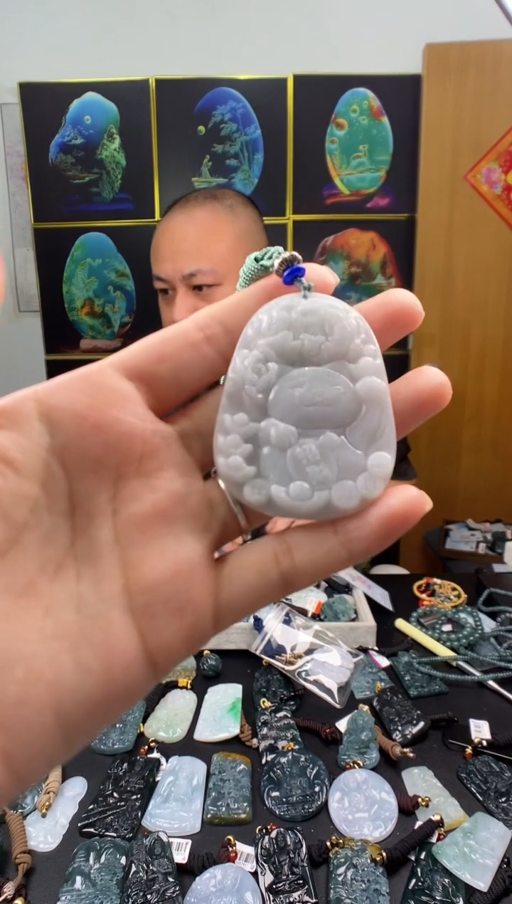 颈饰未镶嵌翡翠多样性发其一