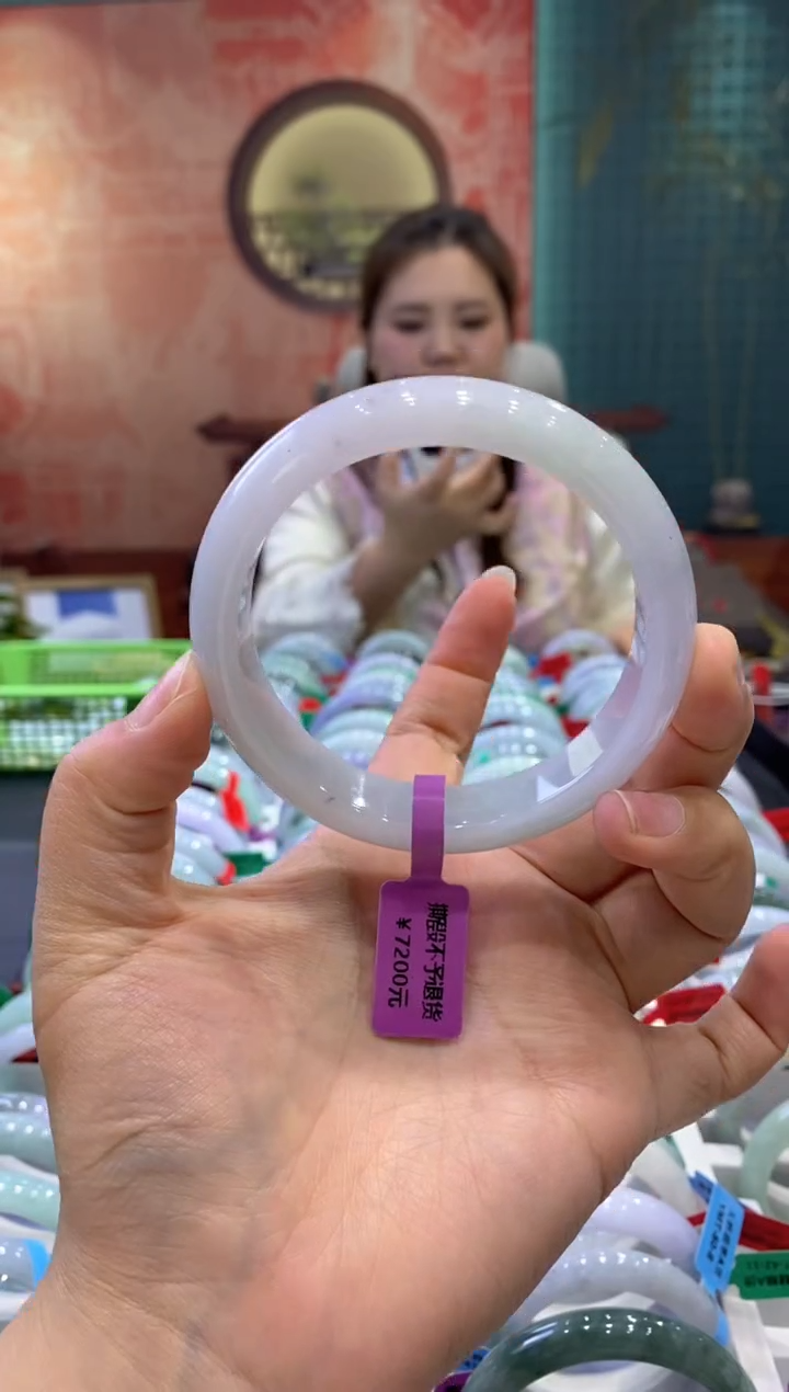 【闪购商品】翡翠手镯未镶嵌多人0001765