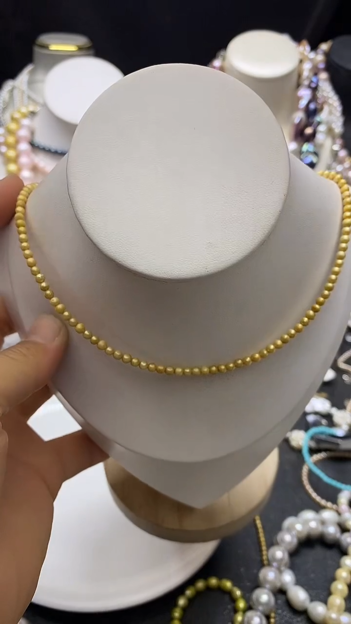 颈饰未镶嵌淡水珍珠多人