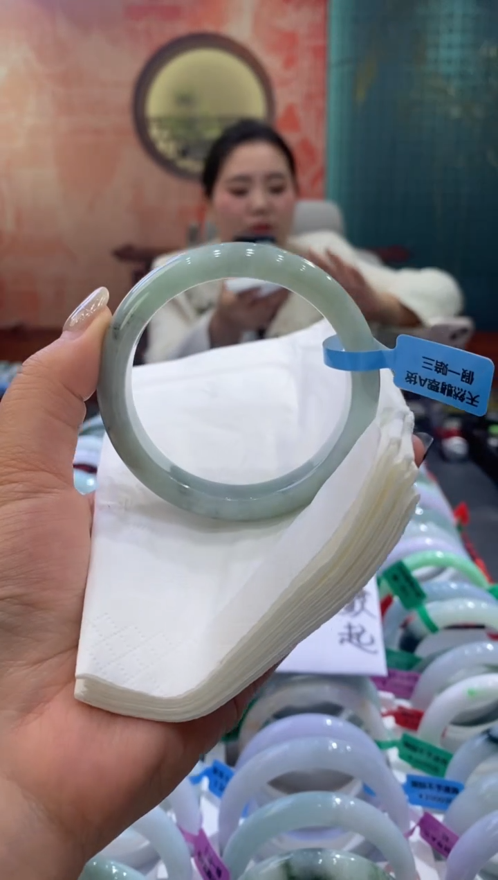 未镶嵌手镯翡翠多人00012097