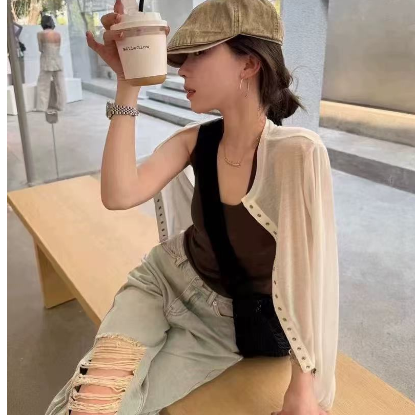 薄荷曼波~所有美女都在穿的纽扣韩代防晒开衫