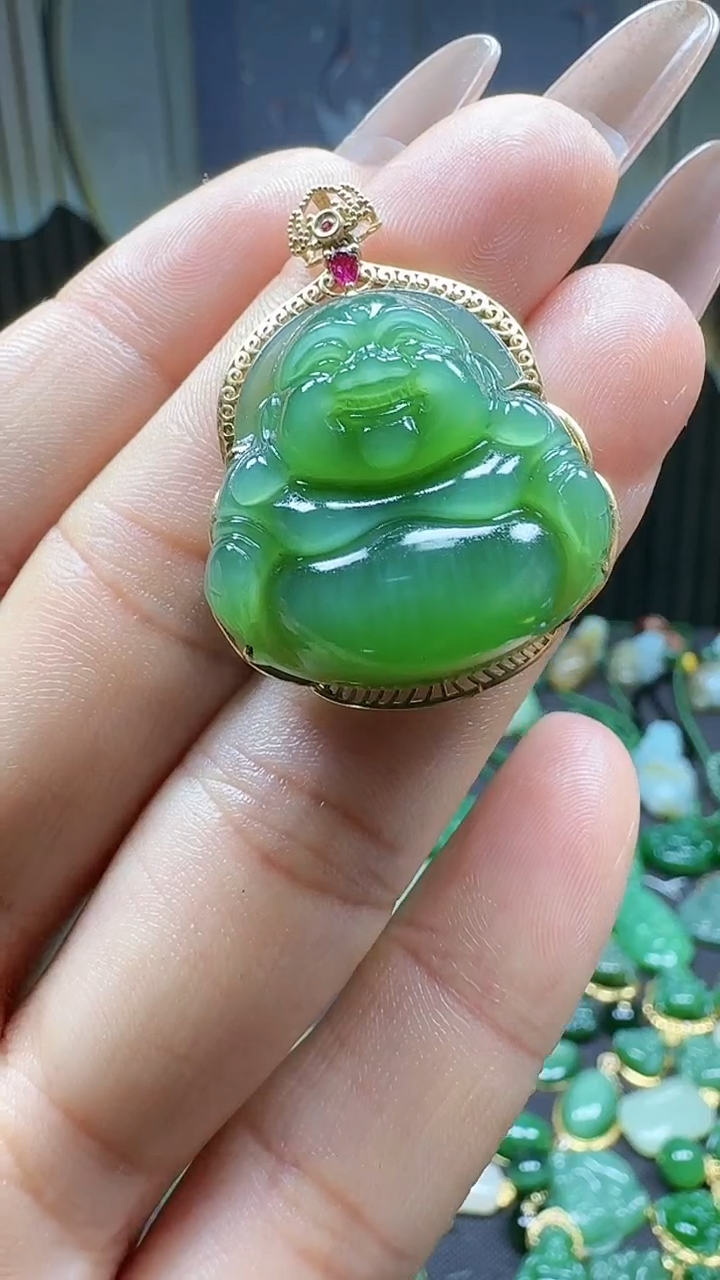 【闪购商品】和田玉挂件18K金镶嵌1