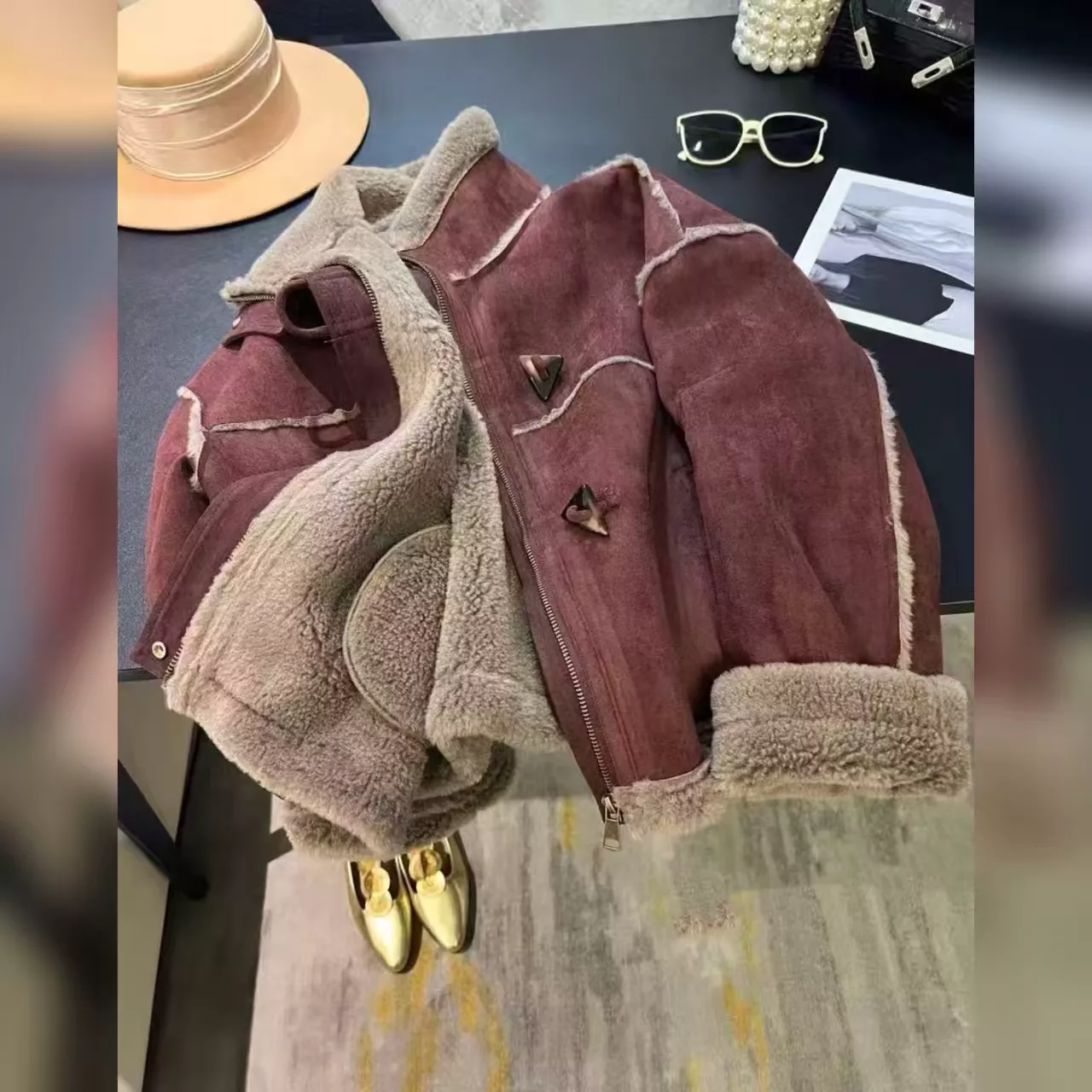300斤 PLY-复古美拉德色系牛角扣毛毛一体外套5622