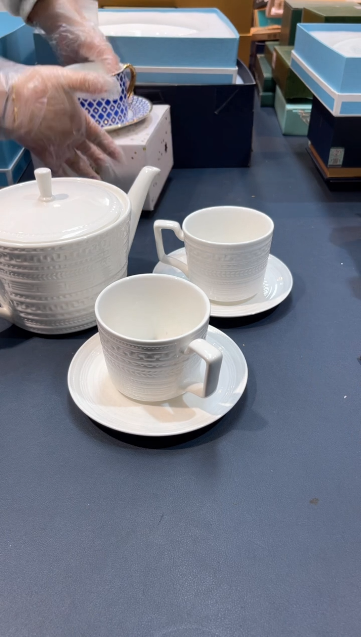 【闪购商品】碗S557全场正品，京东包邮