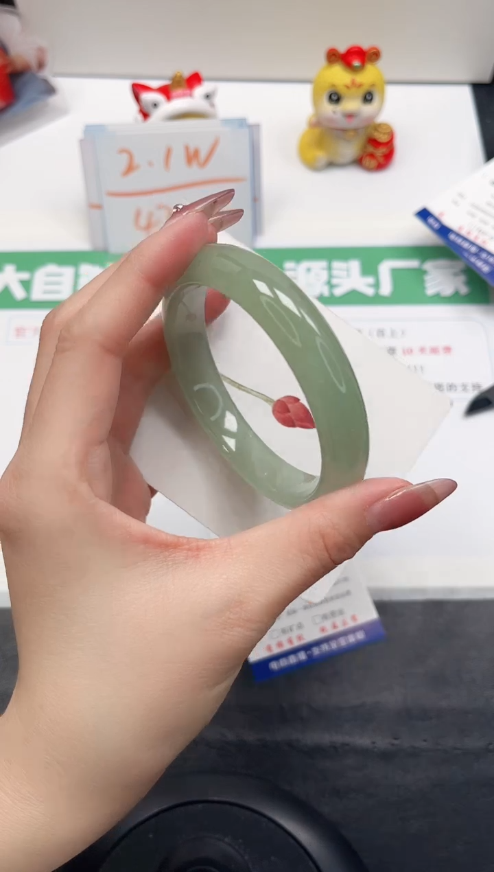 【闪购商品】石英质玉手镯未镶嵌201-63