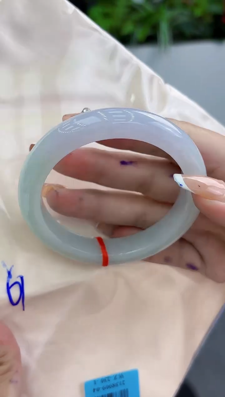 【闪购商品】翡翠手镯未镶嵌翡翠手镯