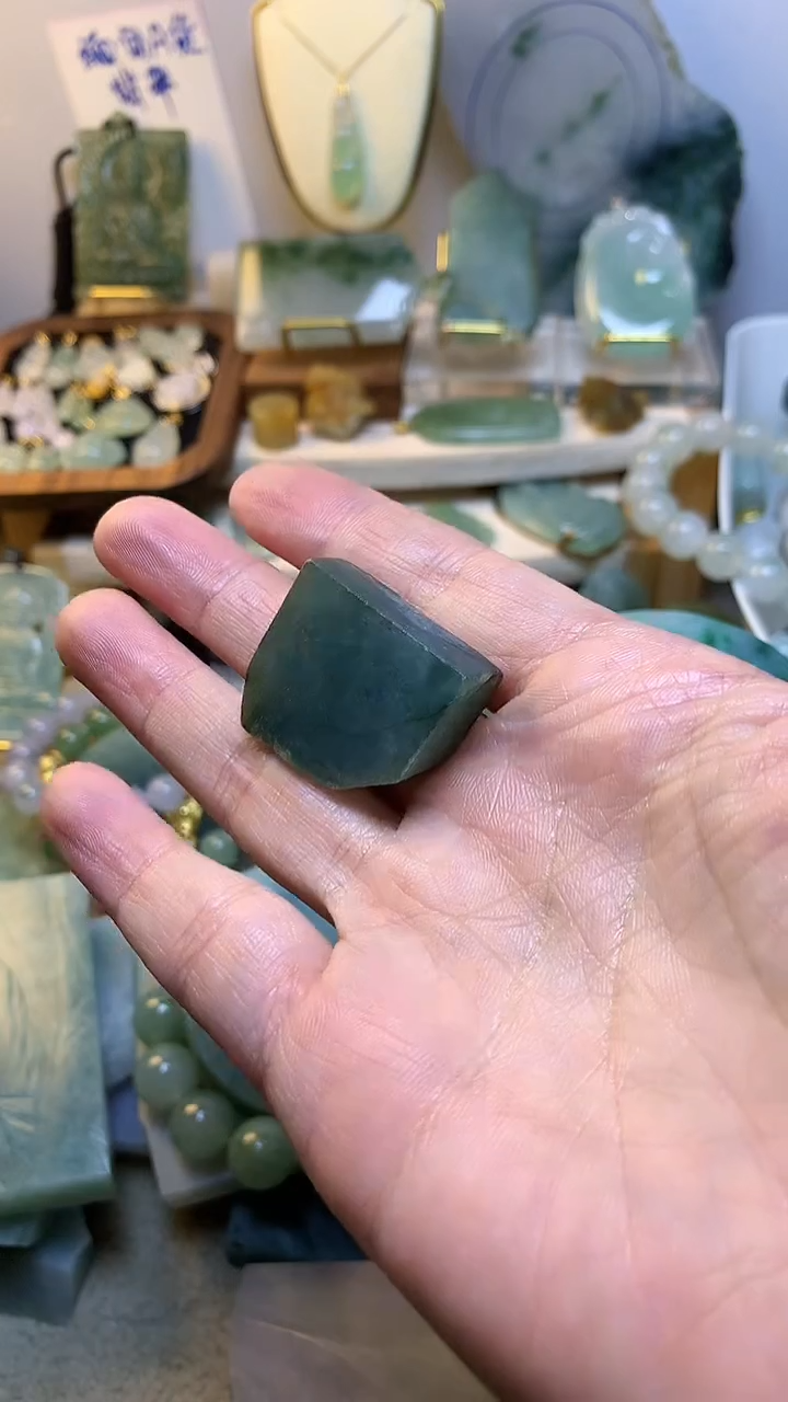 未镶嵌挂件翡翠缅甸A货翡翠,没有运费险,有纹有裂