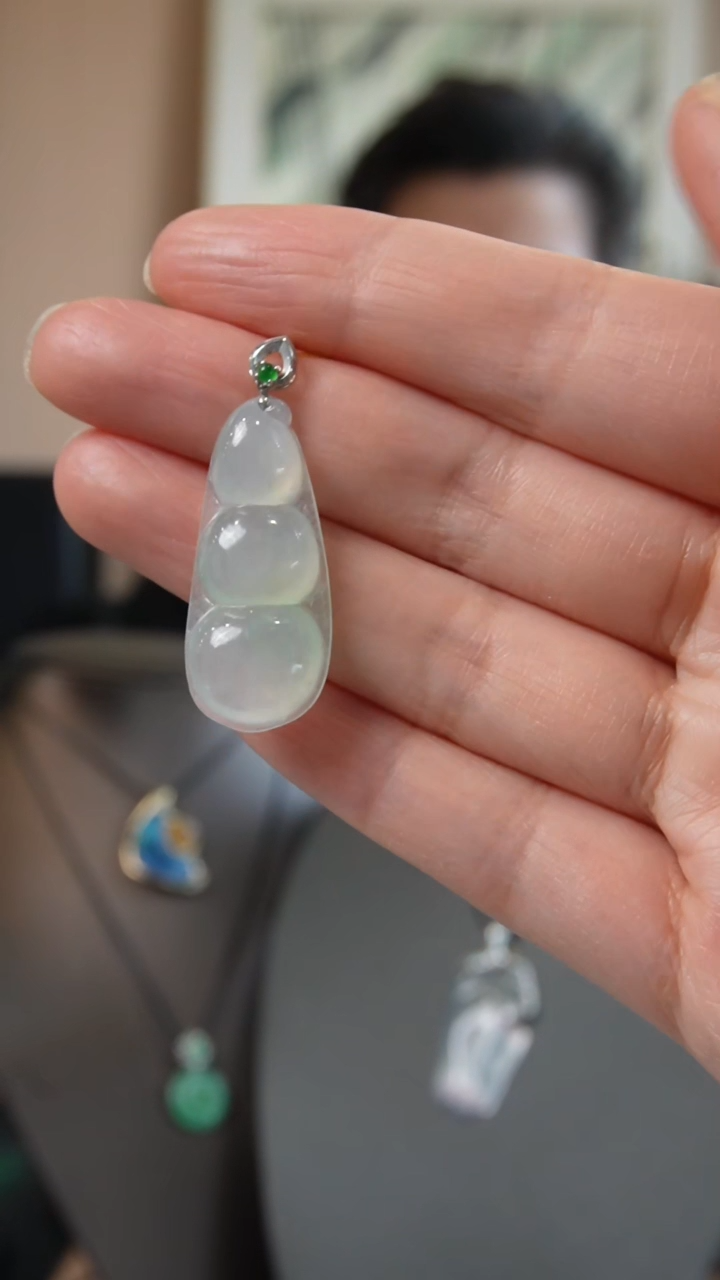 【闪购商品】翡翠颈饰18K金镶嵌天然缅甸翡翠吊坠