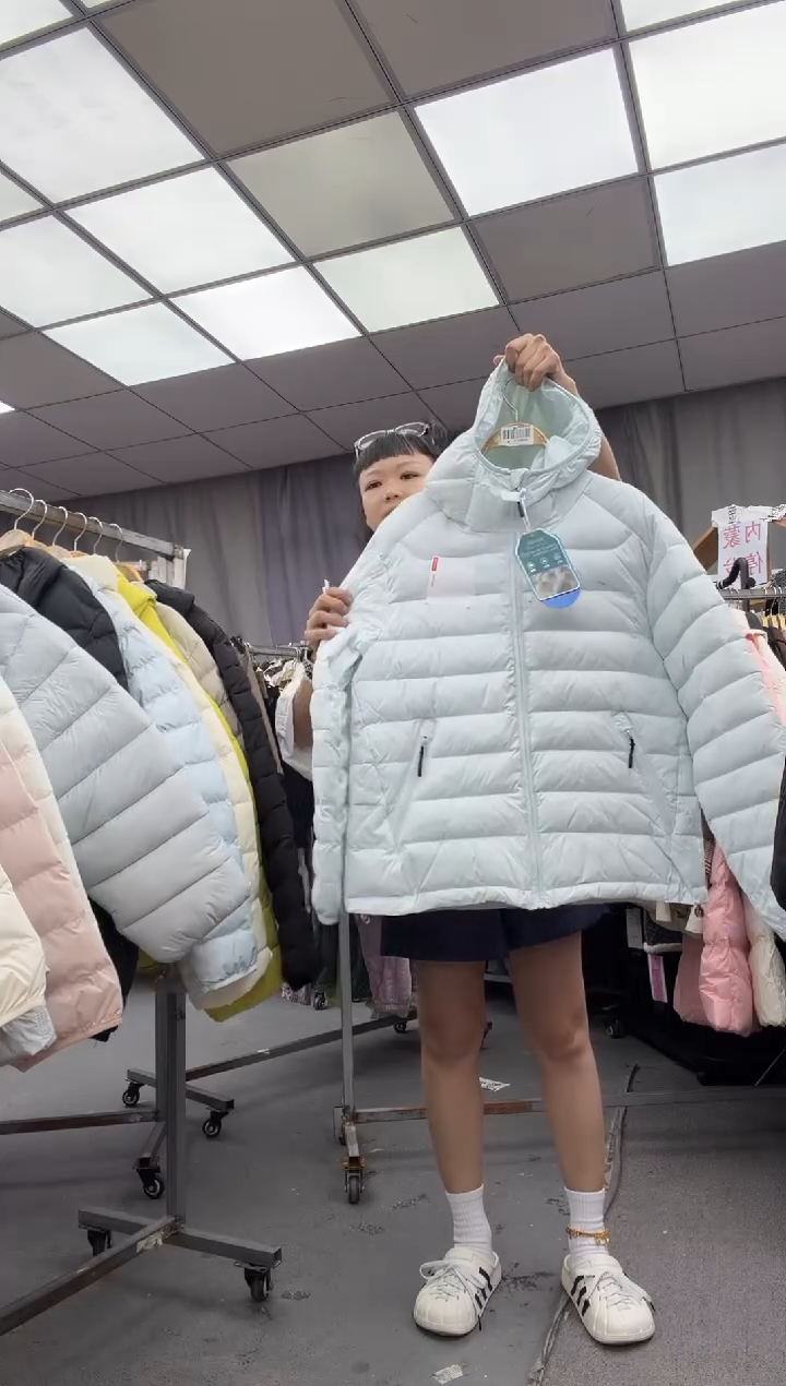 棉大哥家漂亮上衣漂亮颜色