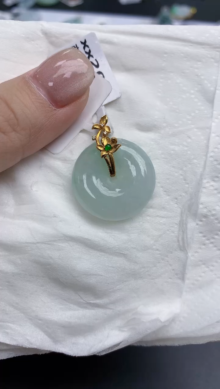 【闪购商品】翡翠颈饰18K金镶嵌天然缅甸翡翠A货