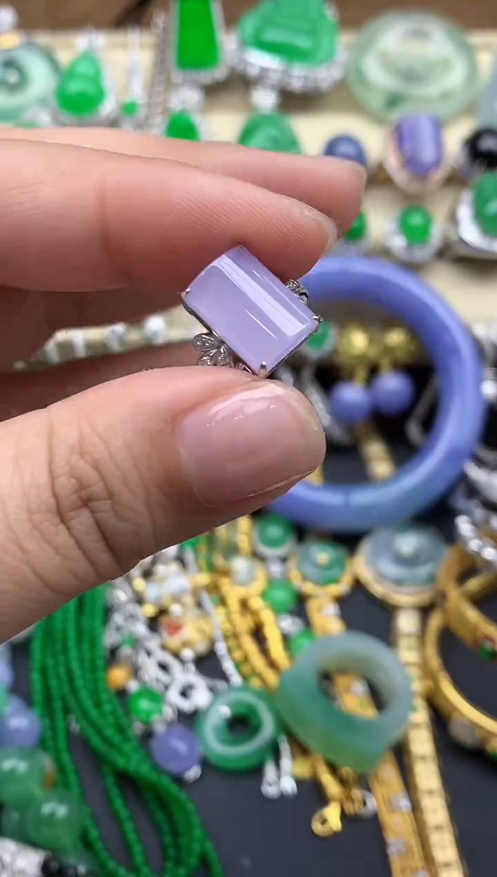 翡翠戒指18K金镶嵌502-春日珠宝