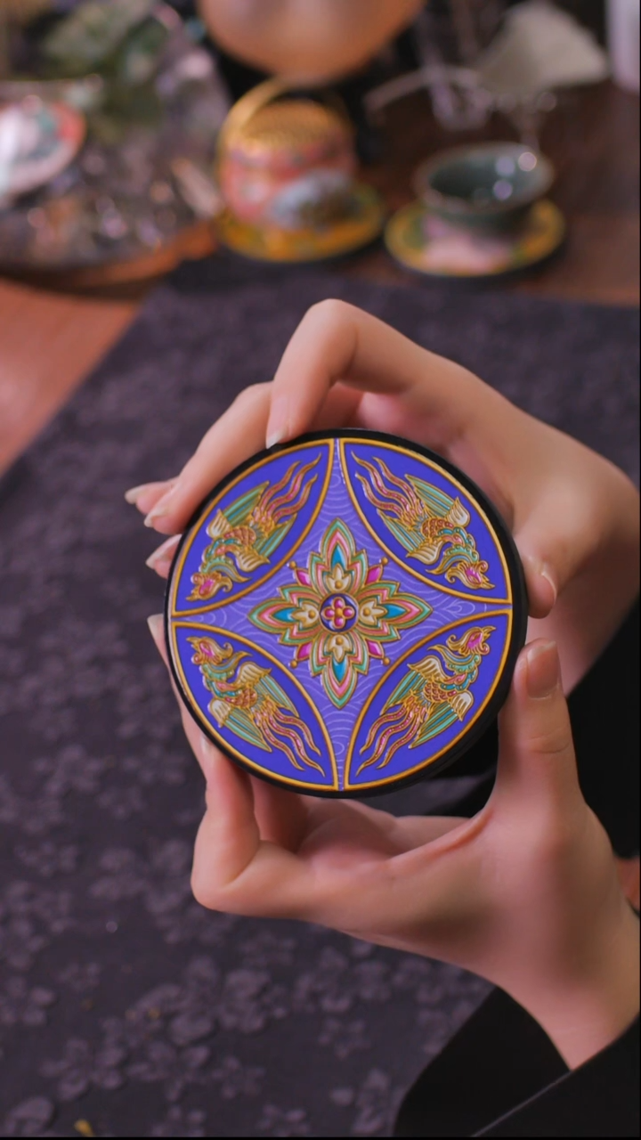 壹藏贰宝有凤来仪图案杯垫一片