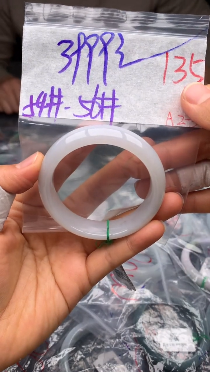 【闪购商品】定制翡翠未镶嵌毛货需精细抛光+多样性发货拍一发一