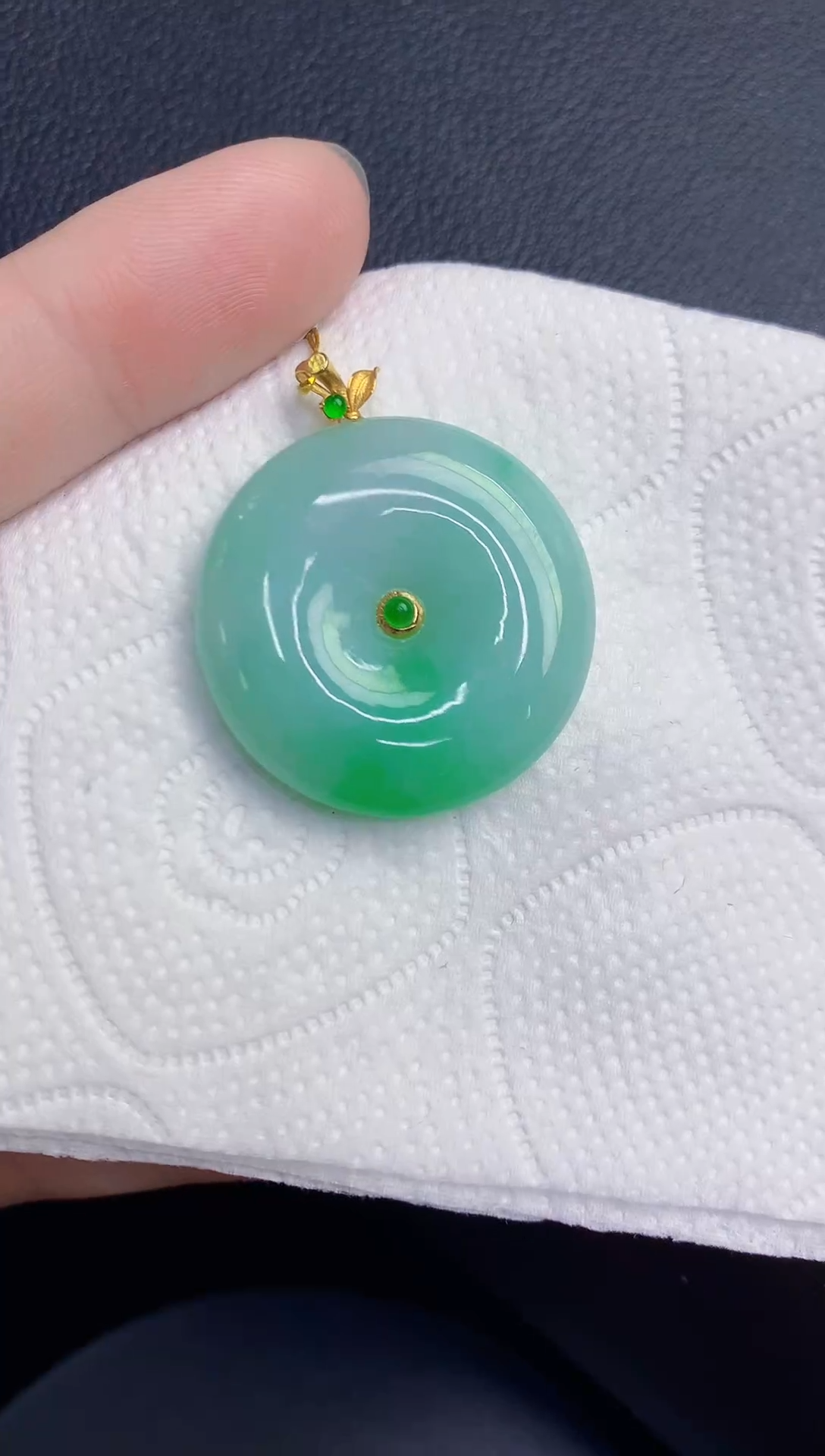 颈饰18K金镶嵌翡翠天然翡翠缅甸A货