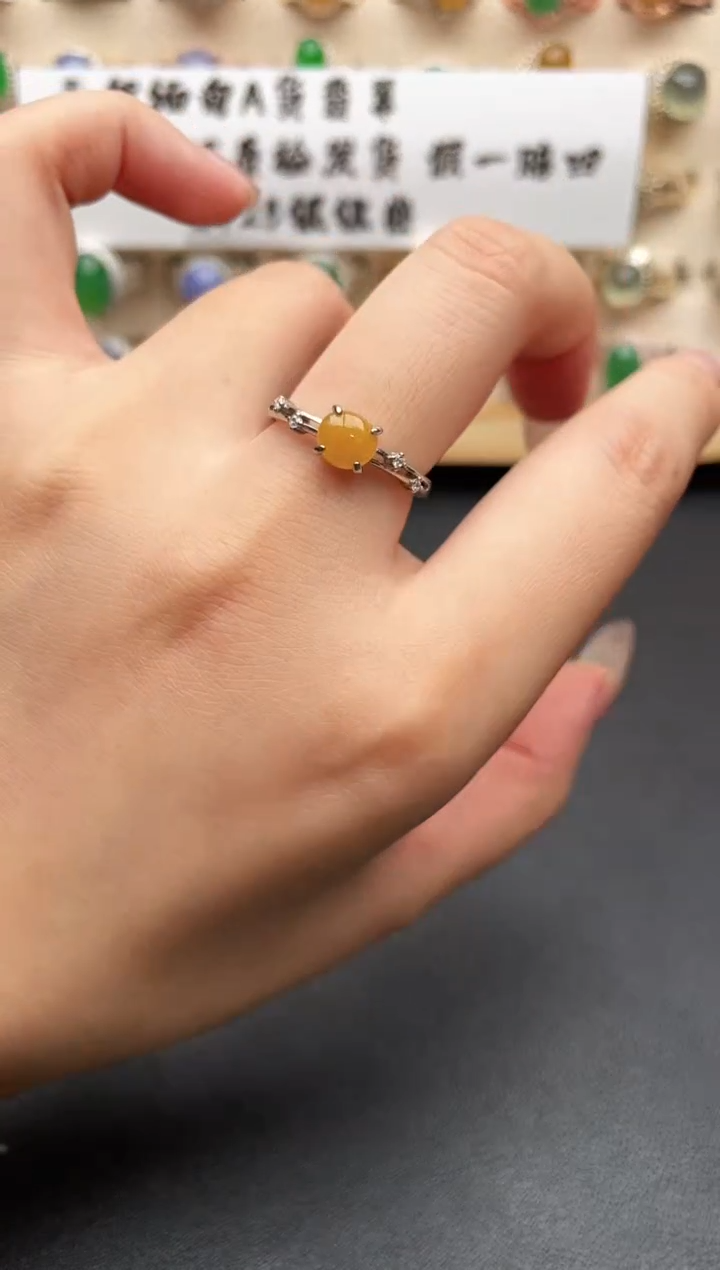 银S925镶嵌戒指翡翠一物一证一礼盒