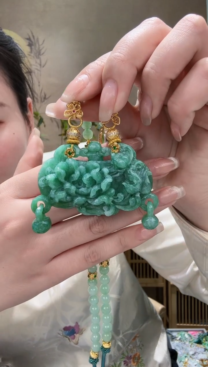 【闪购商品】翡翠耳饰未镶嵌吊坠