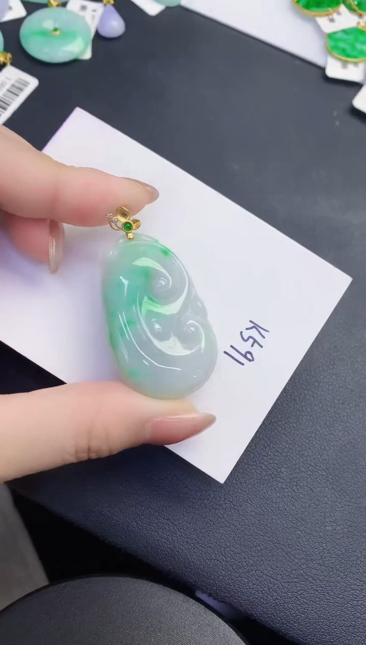 颈饰未镶嵌翡翠缅甸天然翡翠A货