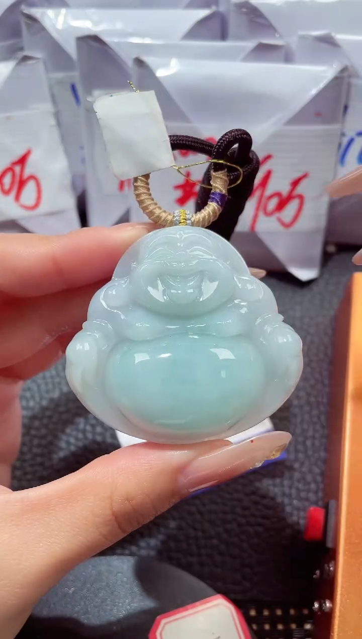 颈饰未镶嵌翡翠20260104