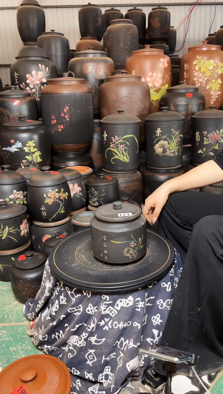 壶瑕疵茶叶罐  431 德钟彩填