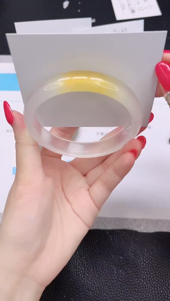 未镶嵌手镯石英质玉205-62.5