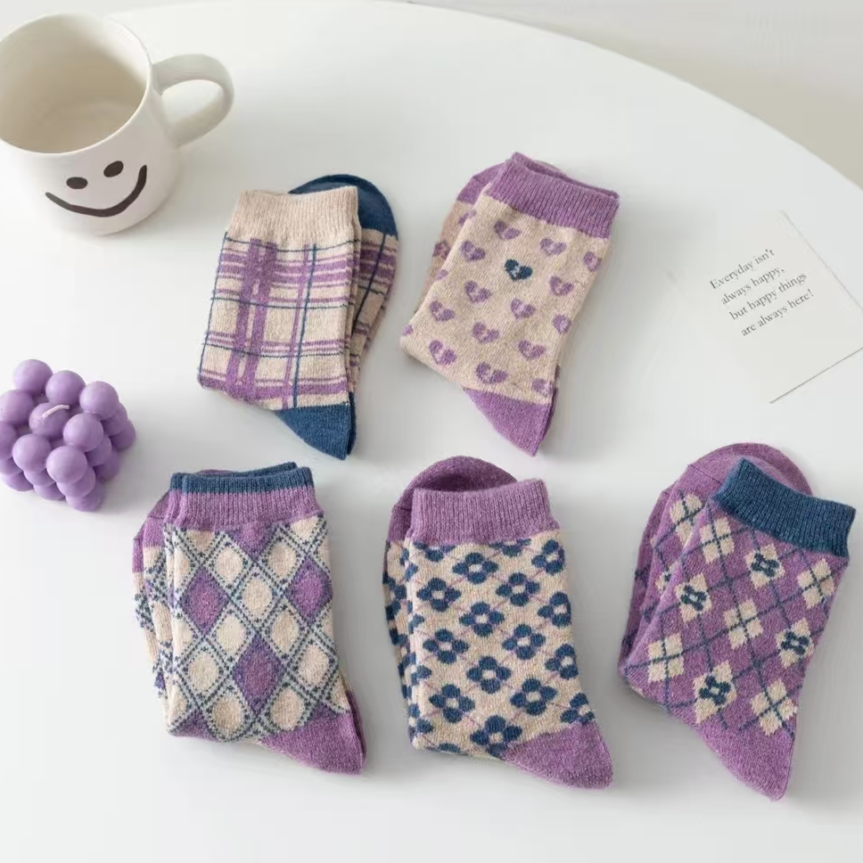 1108   袜子女紫色冬季加绒加厚中筒袜