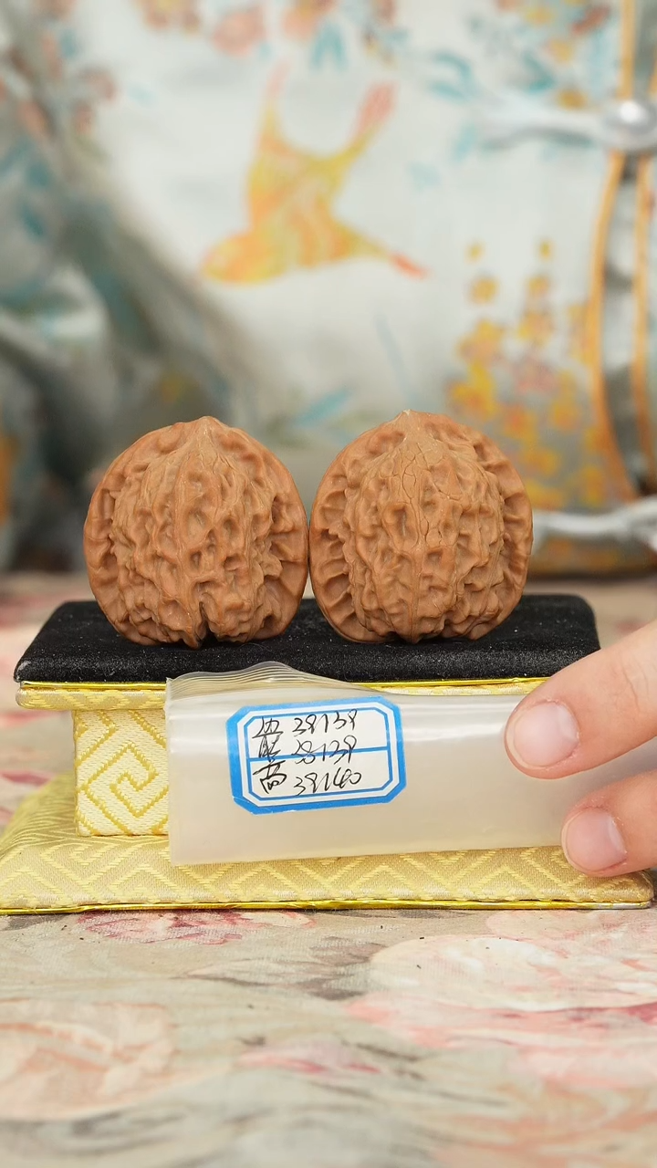 【闪购商品】文玩核桃把件非嫁接北京