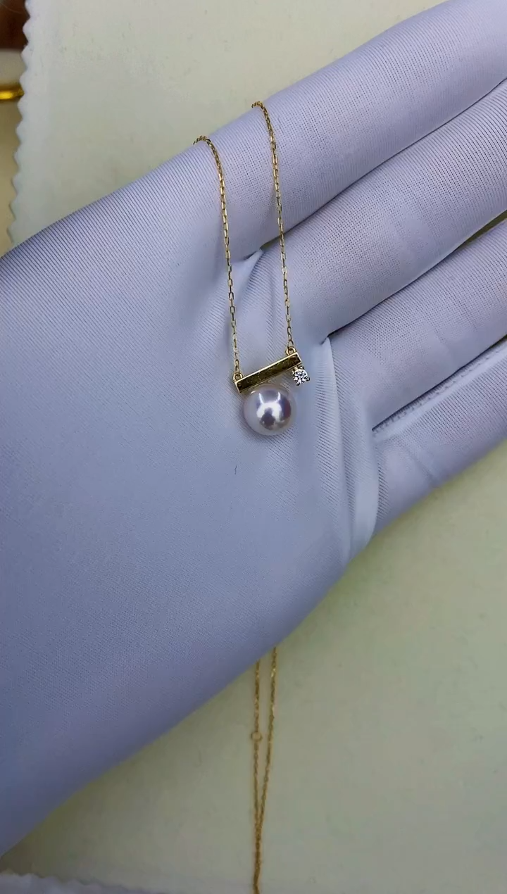 18K金镶嵌海水珍珠akoya平衡木款吊坠8.5-9mm