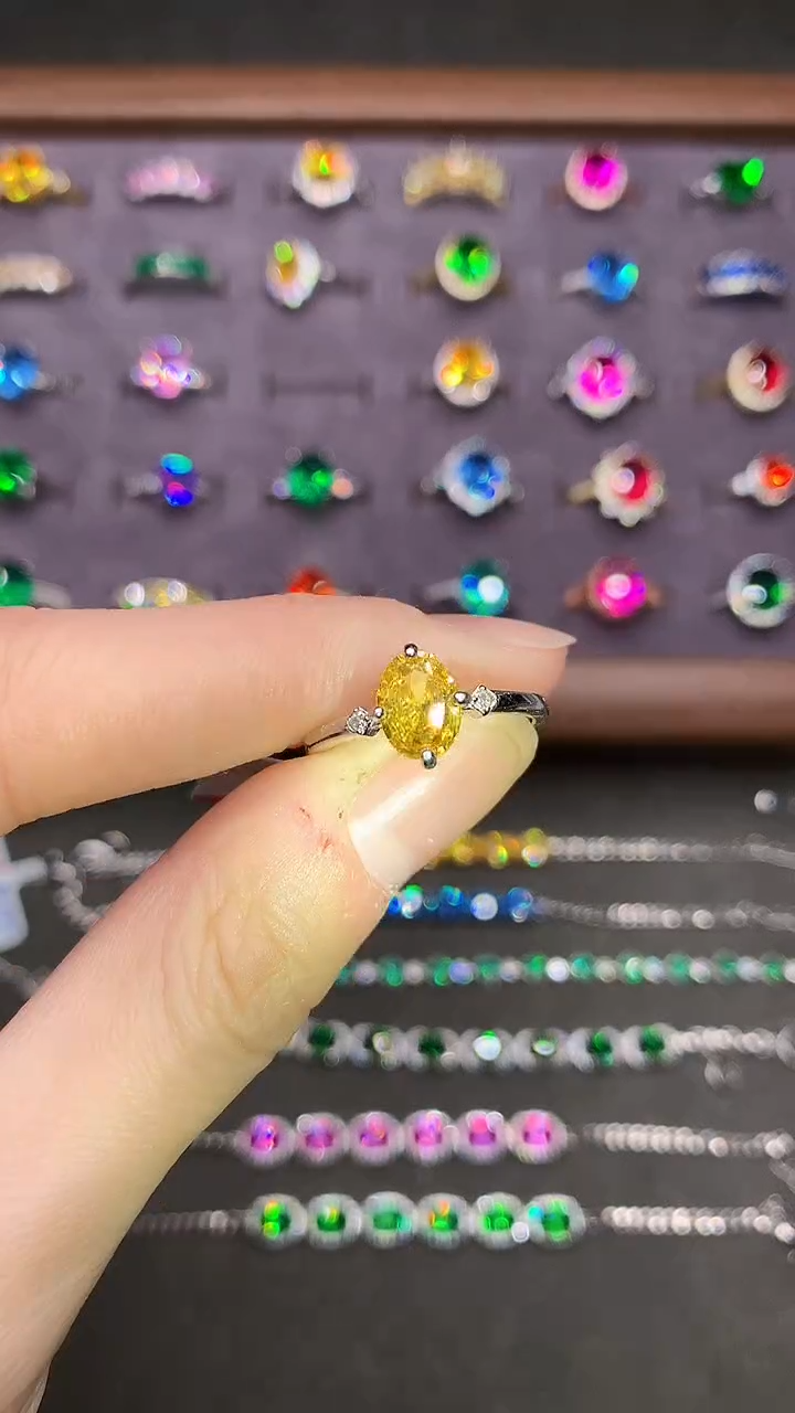 【闪购商品】彩色蓝宝石戒指银S925镶嵌.....